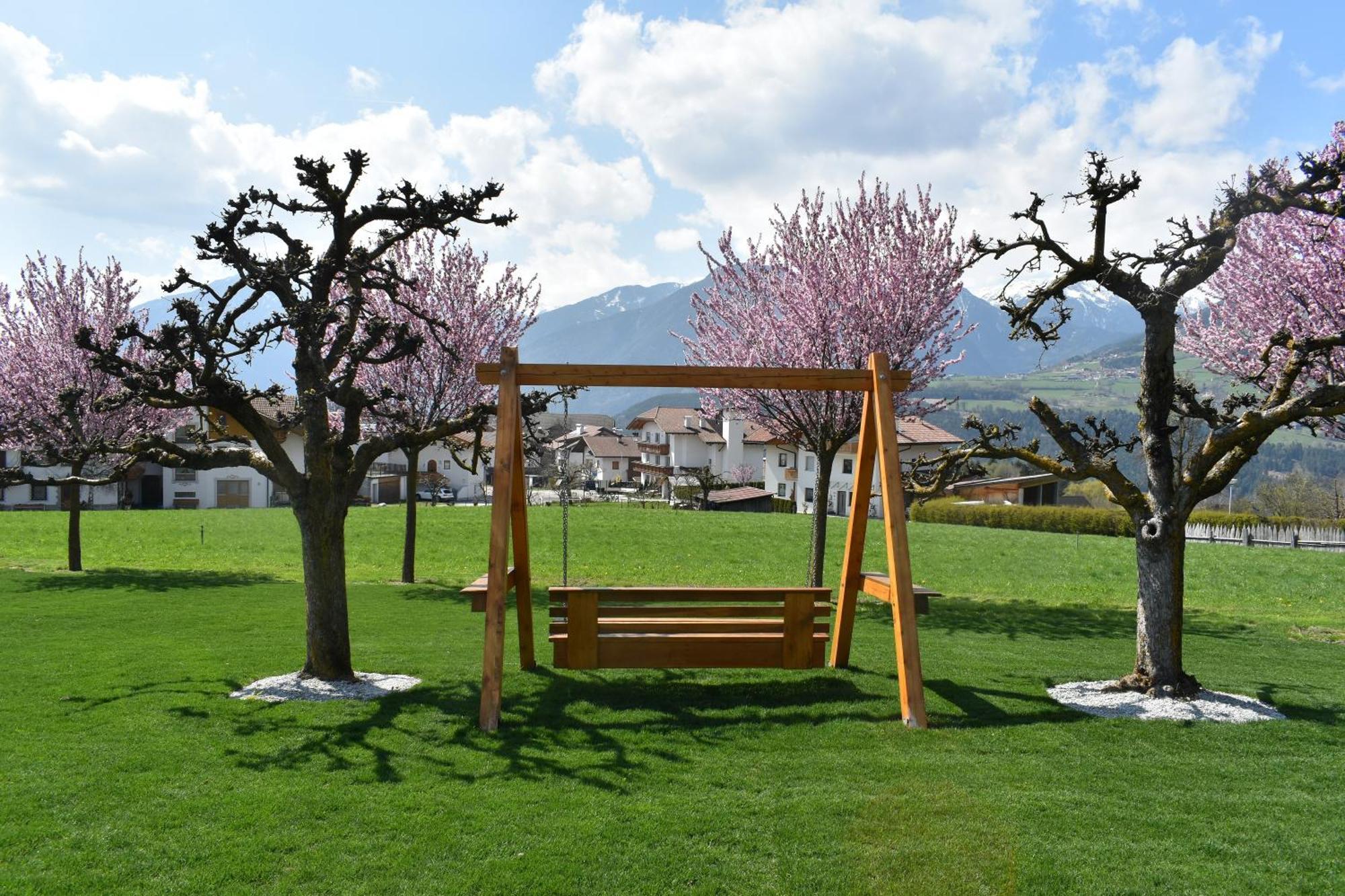 Hotel Nussbaumerhof *** Роденґо Екстер'єр фото