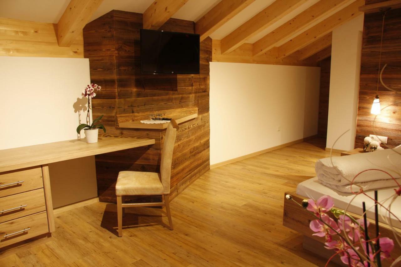 Hotel Nussbaumerhof *** Роденґо Екстер'єр фото
